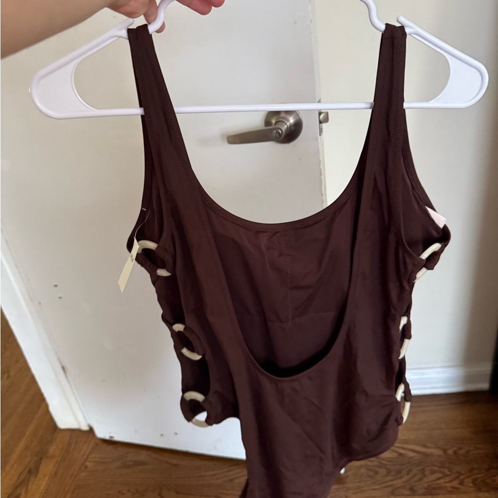 Aerie High Cut Scoop One Piece Swimsuit - Picture 2 of 5